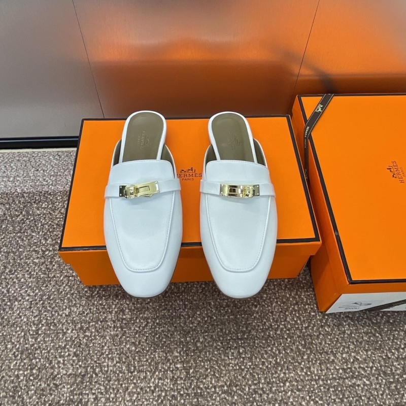 H**mes slippers
